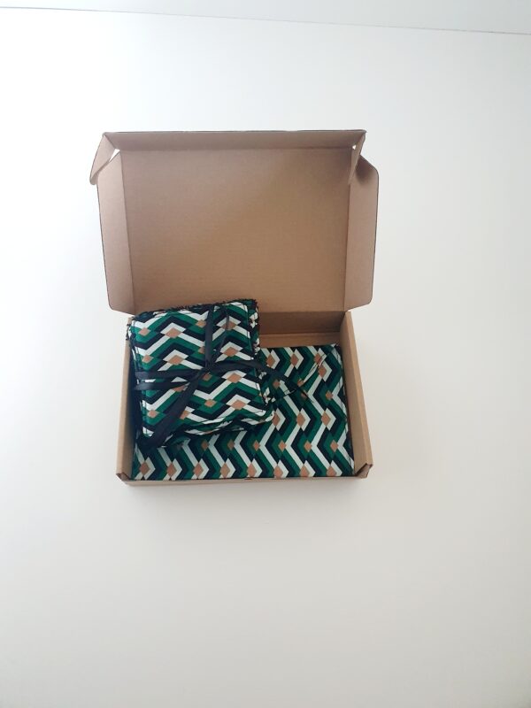 Box Cadeaux lingettes +pochette – Image 3