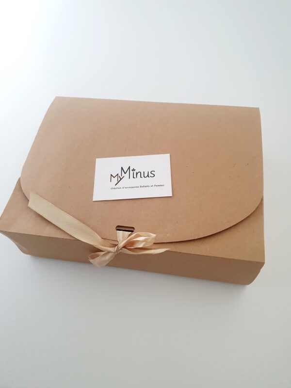 Box Cadeaux Cape de bain + gant assorti "éventails or et rose" – Image 2