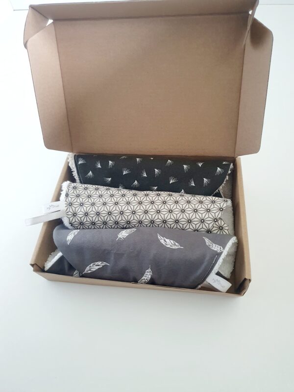 Box Cadeaux lot bavoirs bandana gris