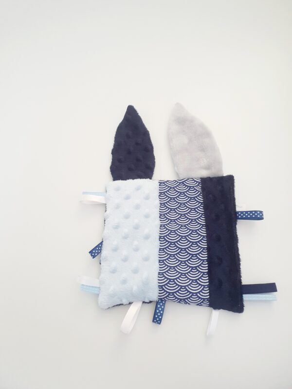 Doudou étiquettes vagues