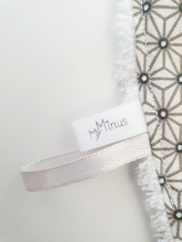 Box Cadeaux lot bavoirs bandana gris – Image 8
