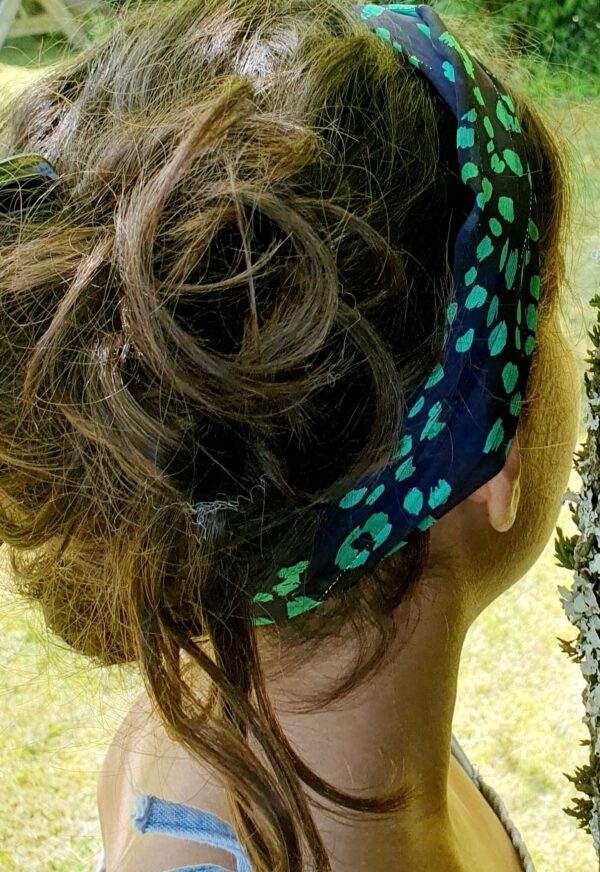 Bandeau à nouer liv – Image 2